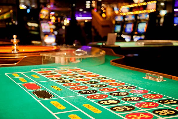 SA Gaming live blackjack table with dealer and player cards